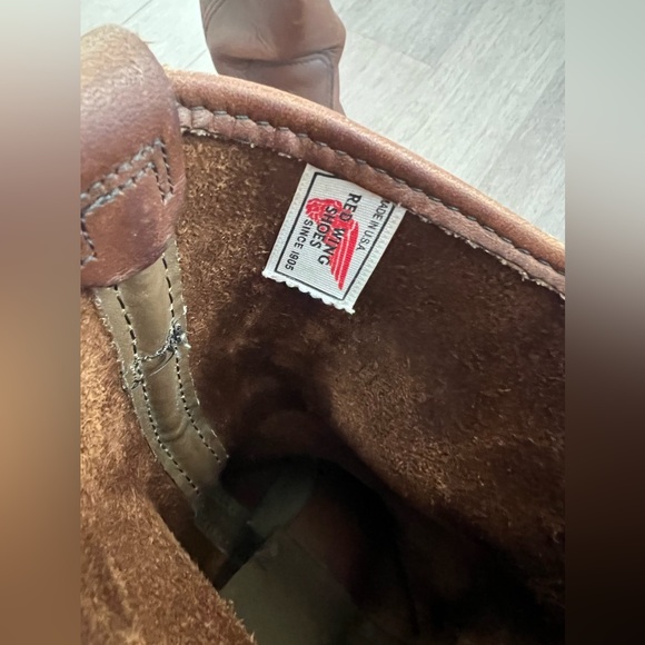 Red Wing boots. Size 7.5. Oil resistance. Good condition. - Picture 2 of 5